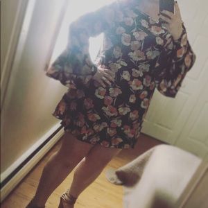 Floral printed bell long sleeve dress